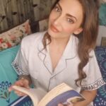 Navina Bole Instagram - Good sleep is essential to living a happy and healthy life, yet so often, we put it on the back burner. Let's change that with @boutiquelivingindia. Join me in promoting the importance of restful sleep and creating a culture of self-care. The Sleep With Comfort campaign is a reminder that we all deserve to wake up feeling refreshed and rejuvenated. Let's prioritize our well-being and embrace healthy habits that include good sleep. Together, we can make good sleep a priority and enjoy the benefits of a healthier, happier life. #reelsinstagram #reeloftheday #reelitfeelit #newreels #instareelsindia❤️ #instareel #instagram #instagram #bedroomdecor #bedding #luxury #comfort #explorepage✨ #explore #navinabole #SelfCare #SleepWithComfort #happytuesday #positivevibes #sleepwell #prioritizeyourself #healthyhabits #wellnessgoals Home Sweet Home