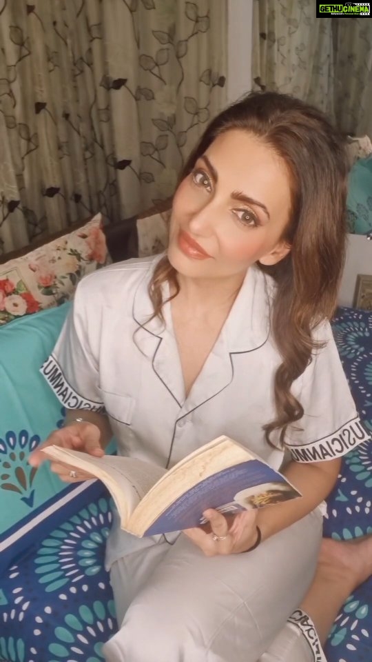 Navina Bole Instagram - Good sleep is essential to living a happy and healthy life, yet so often, we put it on the back burner. Let's change that with @boutiquelivingindia. Join me in promoting the importance of restful sleep and creating a culture of self-care. The Sleep With Comfort campaign is a reminder that we all deserve to wake up feeling refreshed and rejuvenated. Let's prioritize our well-being and embrace healthy habits that include good sleep. Together, we can make good sleep a priority and enjoy the benefits of a healthier, happier life. #reelsinstagram #reeloftheday #reelitfeelit #newreels #instareelsindia❤️ #instareel #instagram #instagram #bedroomdecor #bedding #luxury #comfort #explorepage✨ #explore #navinabole #SelfCare #SleepWithComfort #happytuesday #positivevibes #sleepwell #prioritizeyourself #healthyhabits #wellnessgoals Home Sweet Home