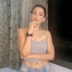 Navina Bole Instagram - You can't have it all bro😎🧚‍♀️🥂🎉 #reelsinstagram #reeloftheday #reels #reelitfeelit #instareels #instagood #ootd #funnyreels #gossip #notcool #butfun #lol #laugh #live #positivevibes #happysaturday #saturdayvibes #saturdaynight #swag #loveandlight My Happy Place