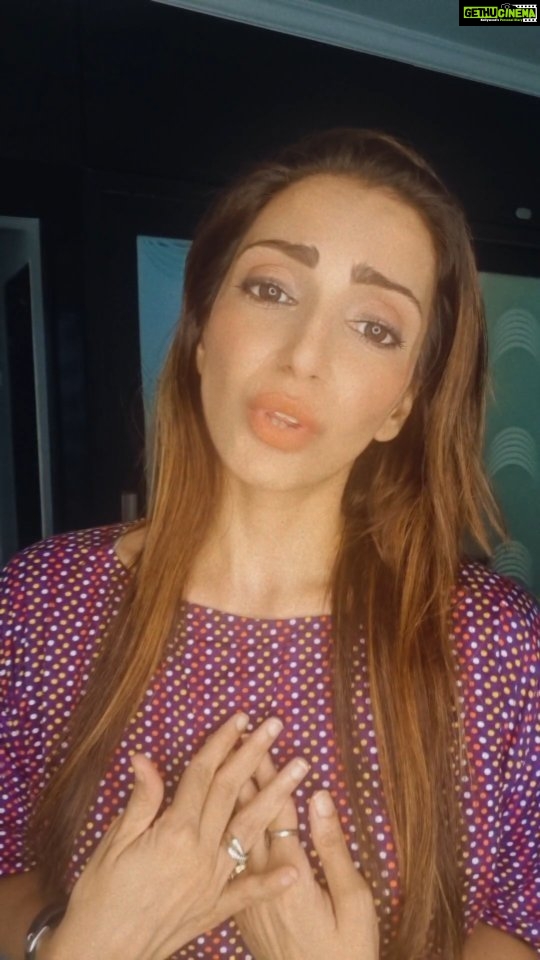 Navina Bole Instagram - Morning prayers be likeππ
ππ #reelsinstagram #reeloftheday #instareels #reelitfeelit #funnyreels #funny #trending #goodmorning #morningmusings #laugh #takeitlight #instagood #instagram #gratitude #blessed #positivevibes #happywednesday