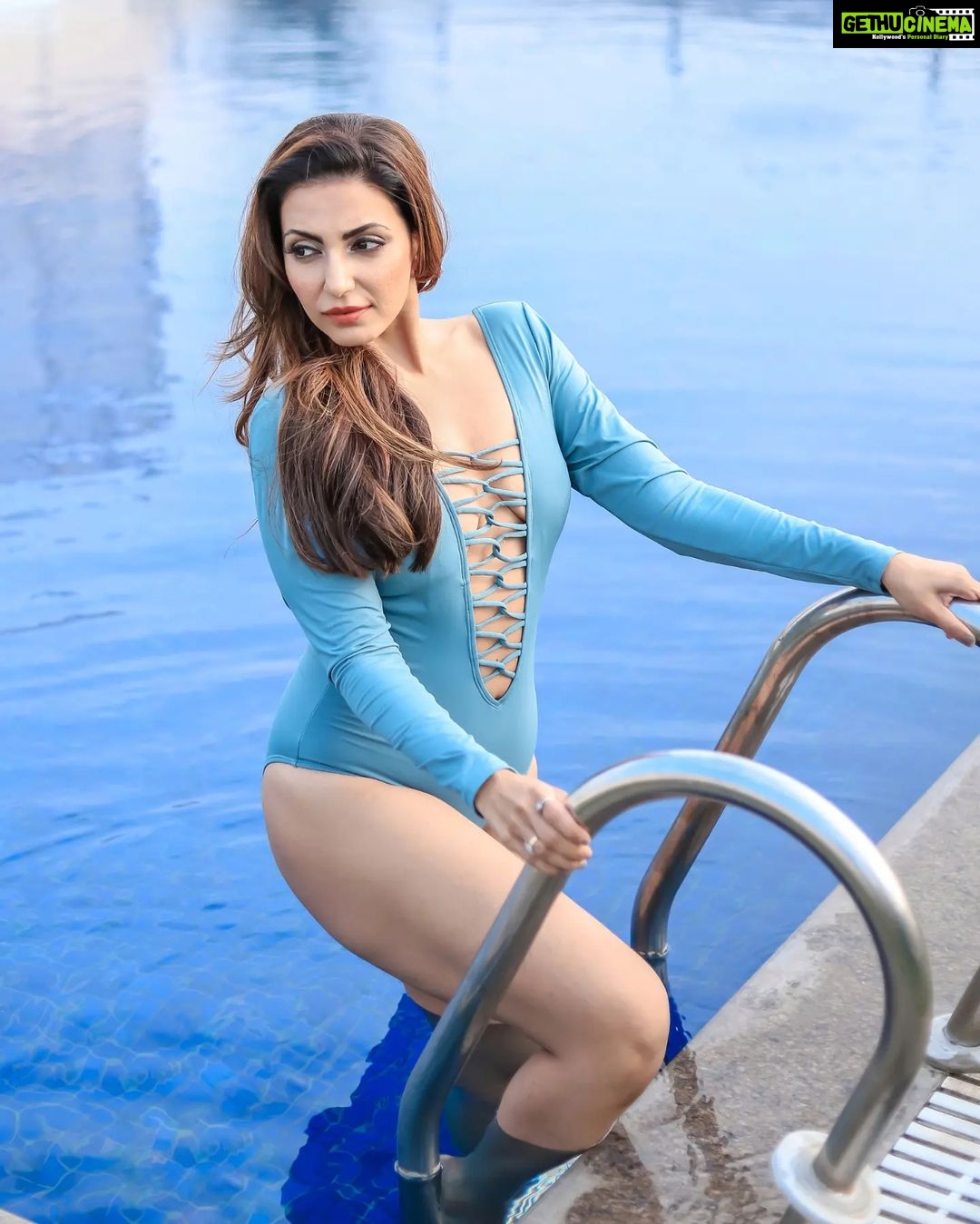 Navina Bole Instagram - Baby show me you can calm down. . 🧜♀️💫🌊😎💙 . . 📸 Capture by : @the_pixeleyes 👨💻 Retouch by : @the_pixeleyes 💃 TV Actress : @navina_005 💄 Makeup & Hairs : @sapna_celebritymakeupartist 🥻Styled By : @style_deintrepide 👙Monokini : @angelcroshet_swimwear 📍: @goldfinchmumbai . . (Shot on Canon) . #instagood #discoverportrait #mumbai #pursuitofportraits #globe_portraits #indianwear #globe_people #portraitpage #portraitvisuals #sexy #portraitgames #portrait_awesomes #portraits_vision #portraitsociety #portraitmood #girl #feature_portraits #moodyports #girls #indian #india #creative_portraits #photos_dailydose #theworldofportraits #female #f Goldfinch Hotel & Banquets