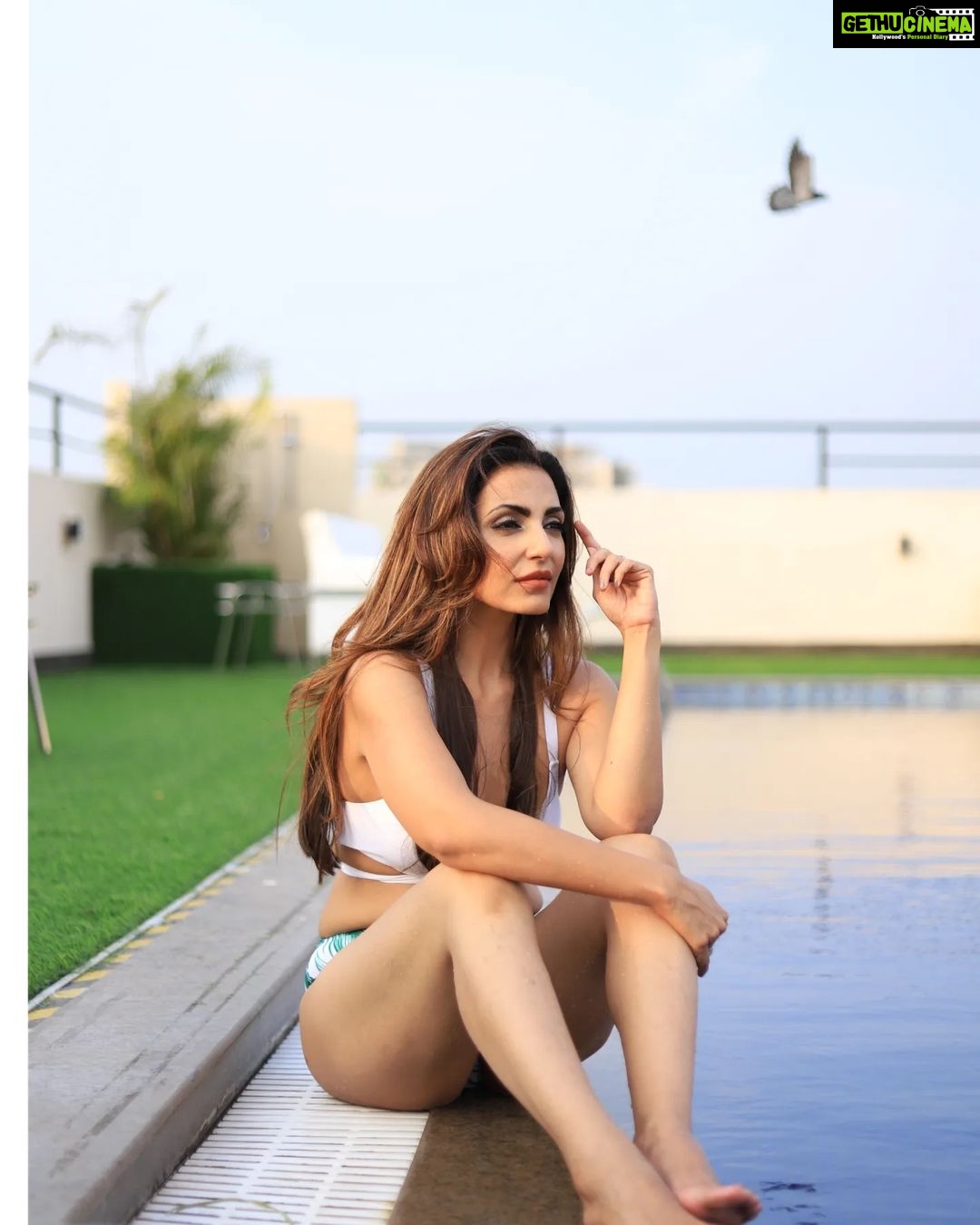 Navina Bole Instagram - Sunday musings by the pool. . ❤️🥂 Keep swiping and tell me which one is best!✨️🙈💕 1, 2, 3 or 4? Photographer : @the_pixeleyes Monokini : @angelcroshet_swimwear Stylist : @style_deintrepide Make up and Hair : @sapna_celebritymakeupartist Location: @goldfinchmumbai #photos #newpost #newphotos #instaphotos #portraitphotography #picsoftheday #instagram #instagood #poolside #monokini #swimwear #commercialphotography #comfortableinmyskin #explorepage✨ #navinabole #vacayvibes #positivevibes #happysunday Goldfinch Hotel Mumbai