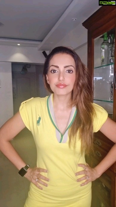 Navina Bole Instagram - Public wants to know Universe!!🙄🙄🙃🙃 #reelsinstagram #reels #newreel #trending #trendingreels #instareel #instareelsindia❤️ #instagram #instagood #funny #funnyreels #universe #tellmewhy #explorepage✨ #explore #navinabole #tgif #omsairam #positivevibes Home Sweet Home