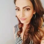 Navina Bole Instagram - Just a gentle reminder to smile😊💕🧚‍♀️ #picsoftheday #photos #newpost #instagram #instaphotos #instapics📷 #smile #positivevibes #makeuponfleek #goodhairday #gratitude #onset #lovemyjob #selfie #selfies #selfiegram #selflove #omsairam #happythursday #loveandlight #swipeleft Film City