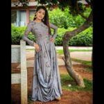 Navya Swamy Instagram - Enjoy each day and make it count. Wishing you a wonderful weekend🥰 Styled by @reshma_stylist Outfit by @label_ell Jewellery by @shubampearls #dressup #indianfashion #fusionwear #designer #pastelcolors #foreverlove #blessed #thankful #navyaswamy