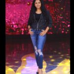 Navya Swamy Instagram - Few clicks from an upcoming episode of SuperQueen on @zeetelugu Stay tuned… #iamsuperqueen #superqueen #show #telugu #zeetelugu #comingup #dontmiss #staytuned