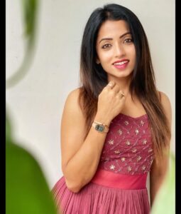 Navya Swamy Instagram - Without @danielwellington my festive look is incomplete. So here is mine! 

Find amazing Diwali offers in-store and on their website and use my code DWNAVYA and get extra 15% off on all purchases.

Don’t wait anymore, just go and grab yours ❤️

@danielwellington
#Danielwellington #Collaboration #Festivetime #giftself #DWali