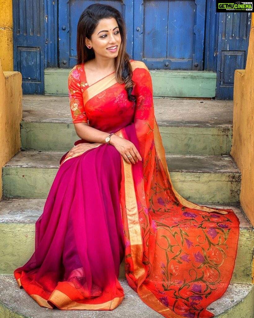 Navya Swamy Instagram - My forever affair with sarees!! . . Saree & blouse designed by @elegant_threads_by_salma #saree #sareelove #sareecollection #foreverlove #designer #designersarees #blessed #thankful #navyaswamy