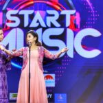 Navya Swamy Instagram - Maaku mike isthe chaalu, farfarmance maamulga undadhu😎 Few shots from today’s #startmusic #starmaa #sneakpic #show #showtime #funtime#actorslife #lovingit #blessed #thankful #navyaswamy