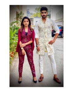 Navya Swamy Instagram - Catch us on the show “100% Love” on this Sunday at 6 p.m. only on Star Maa😊 
Outfit designed by @she_shore_designers 
Styled by @rakesh_earne 
#showtime #event #aamekatha #aamekathaserial #telugu #teluguserials #starmaa #starmaaserials #pixelentertainment #instapic #instagood #blessed #thankful #navyaswamy