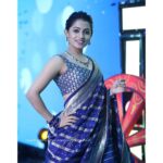 Navya Swamy Instagram - Wishing you all a very Happy Sankranthi🥰 Outfit @thread_fabric #sankranti #festival #festivevibes #indianwear #indianfashion #event #starmaa #ootd #instaphoto #blessed #thankful #navyaswamy
