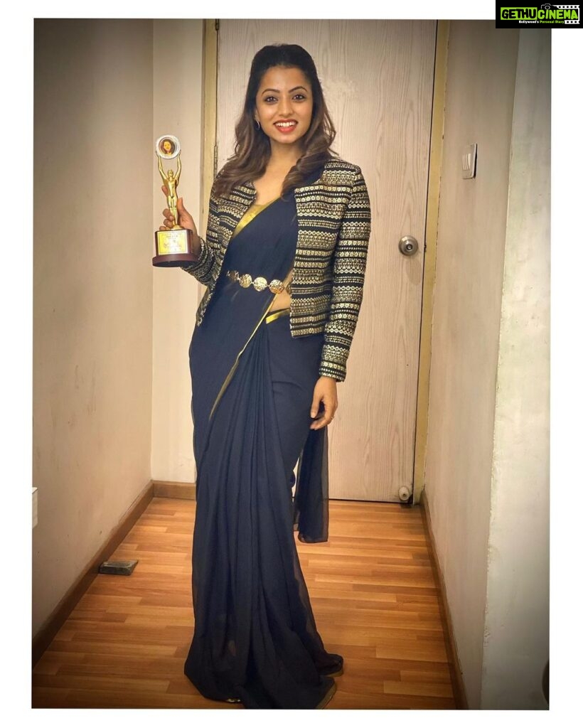 Navya Swamy Instagram - Wow! “BEAUTY OF THE YEAR 2020”... sounds so cool right? Wouldn’t have been possible without your constant love and support... Thank you my lovelies... Thank you Thank you Thank you... Can’t thank you all enough...🥰🥰🥰 #award #awardnight #beautyoftheyear #lifeofanactress #love #bliss #boost #myfuel #overwhelmed #couldnthaveaskedformore #instagram #instapic #blessed #thankful #navyaswamy