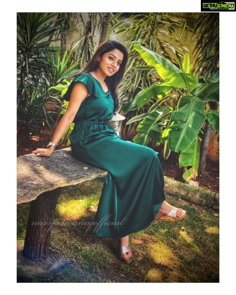 Navya Swamy Instagram - clean, lean, green n mean. Period. #shootdiaries #shooting #shotgap #aamekatha #aamekathaserial #instapic #instagood #thankful #navyaswamy
