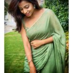 Navya Swamy Instagram – Green and simple for this season
Simple and candid for a reason😉
Saree by @riya_designing_botique 
#saree #sareelove #designer #pastel #englishcolours #classy #elegent #photooftheday #instagood #instamood #blessed #thankful #navyaswamy