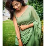 Navya Swamy Instagram - Green and simple for this season Simple and candid for a reason😉 Saree by @riya_designing_botique #saree #sareelove #designer #pastel #englishcolours #classy #elegent #photooftheday #instagood #instamood #blessed #thankful #navyaswamy
