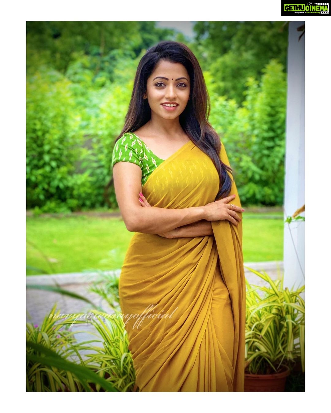 Navya Swamy Instagram - Meenakshi... my alter ego since a pretty while😊 #naaperumeenakshi #naaperumeenakshiserial #telugu #etv #etvtelugu #arkamedia #mostfavorite #shootmode #instapic #blessed #thankful #navyaswamy Ramoji Film City