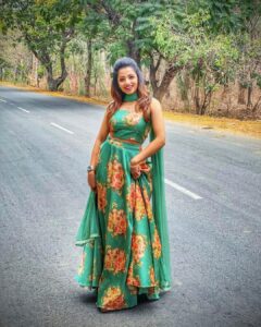 Navya Swamy Instagram - Pastel shades & floral prints- Yes Please 💁🏻‍♀️ I’m all in for floral anytime🌸
 Outfit by @riya_designing_studio 
#lehenga #lehengalove #lehengafashion #floral #flowers #chic #summercollection #instapic #instagood #blessed #thankful #navyaswamy