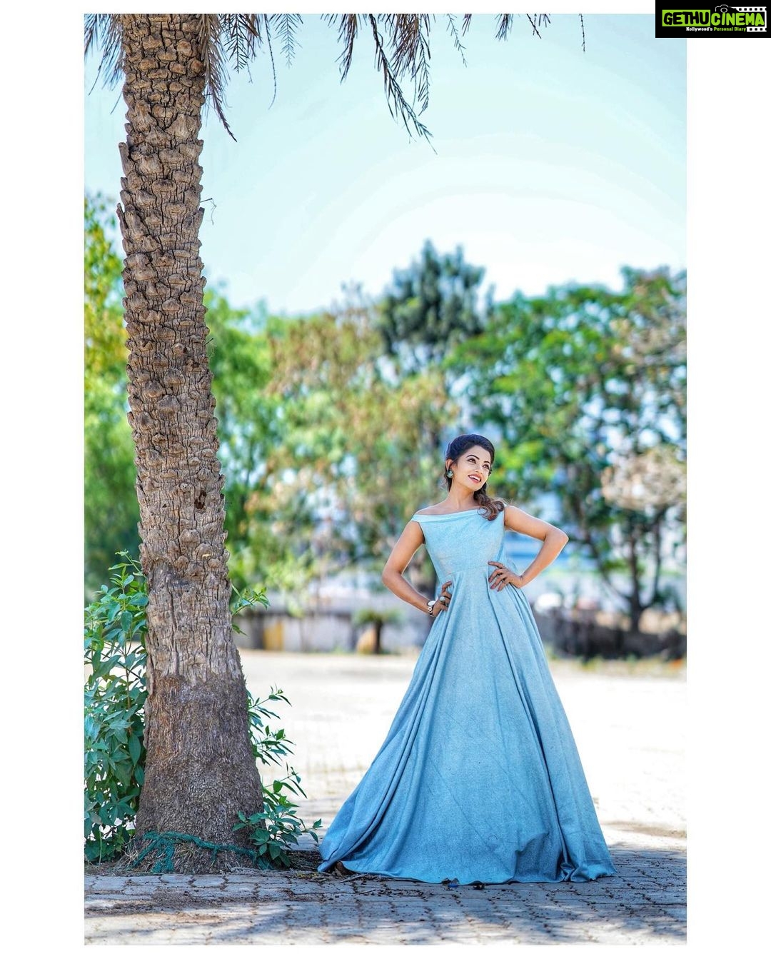 Navya Swamy Instagram - Twirling in this beautiful gown by @tasyacouture ❤️❤️ Pictures by @futureframesphotography H & M.U @chinnahair_stylist #dolledup #sridevidramacompany #etv #event #show #gown #designer #ootd #instapic #instadaily #blessed #thankful #navyaswamy