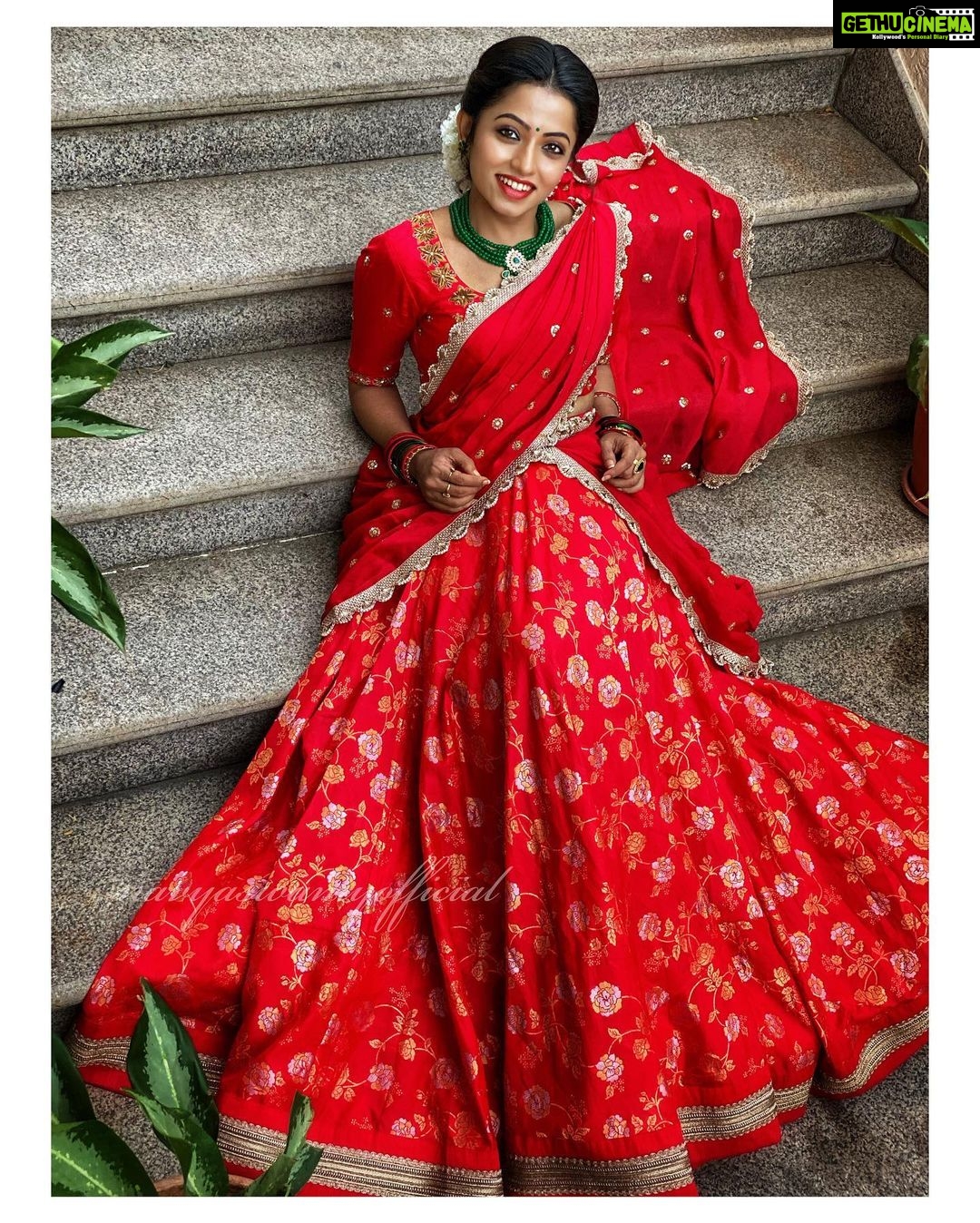 Navya Swamy Instagram - There is a shade of red for every woman. - Audrey Hepburn Outfit- @kowshiki_couture #lehenga #lehengacholi #indianfashion #indiandesigns #designerwear #festivewear #festivalfashion #alltimefavorite #shootdiaries #diwali #lategram #instagram #thankful #blessed #navyaswamy