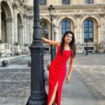 Navya Swamy Instagram - My heart goes ❤️💞💞💖 #europe #netherlands #belgium #italy #france #vacation #europetravel #tomorrowland #travelgram #travelreel #travelmore #wanderlust #exploremore #beautifulplaces #europedestinations #historicalarchitecture #historicalbuildings #blessed #thankful #navyaswamy