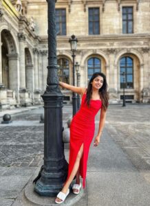 Navya Swamy Instagram - My heart goes ❤️💞💞💖

#europe #netherlands #belgium #italy #france #vacation #europetravel #tomorrowland #travelgram #travelreel #travelmore #wanderlust #exploremore #beautifulplaces #europedestinations #historicalarchitecture #historicalbuildings #blessed #thankful #navyaswamy