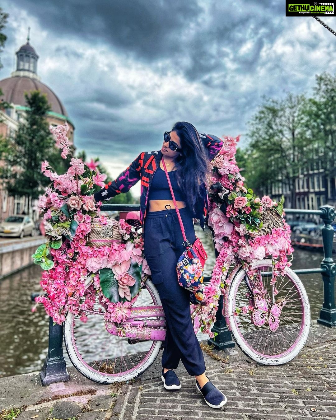 Navya Swamy Instagram - Oh damn… You so sexy Amsterdam… ❤️❤️❤️ #amsterdam #netherlands #travel #vacation #travelgram #travelphotography #photography #instagram #instapic #instagood #instatravel #picoftheday #beautiful #cloudy #breezy #sexy #classy #sassy #love #flowers #wanderlust #explore #follow #happy #thankful #navyaswamy Amsterdam, Netherlands