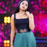 Navya Swamy Instagram - Monday… let’s go 😎 #happymonday #newweek #wegotthis #goodvibes #blessed #thankful #navyaswamy