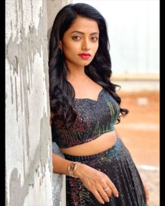 Navya Swamy Instagram - I’ve learned to make my life a collection of verses, loves & joy. The rest doesn’t matter anymore 😊

Outfit by @elegant_threads_by_salma