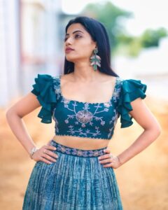 Navya Swamy Instagram - A woman should be two things: Classy & Fabulous. 
- Coco Chanel 

Outfit @riya_designing_studio 
P.C. @sravanphotographyofficial 
Hair @chinnahair_stylist 

#weekend #weekendreminder #happysunday #showtime #dhee #dhee14 #dhee14dancingicon #instamood #instapic #blessed #thankful #navyaswamy