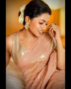 Navya Swamy Instagram - You don’t need any reason to shine… shine for yourself✨ 
Outfit @shilpacouture 
H & M.U @thimmappa180 

#photography #photoshoot #saree #sareelove #glitter #shineon #designer #designerwear #instapic #instagood #blessed #thankful #navyaswamy