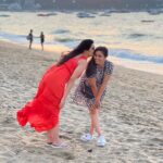 Neha Gowda Instagram - My best travel partner !!! @sonugowda #sister #travel #thailand #pattaya #bangkok #phuket #trip #loveyou #fun