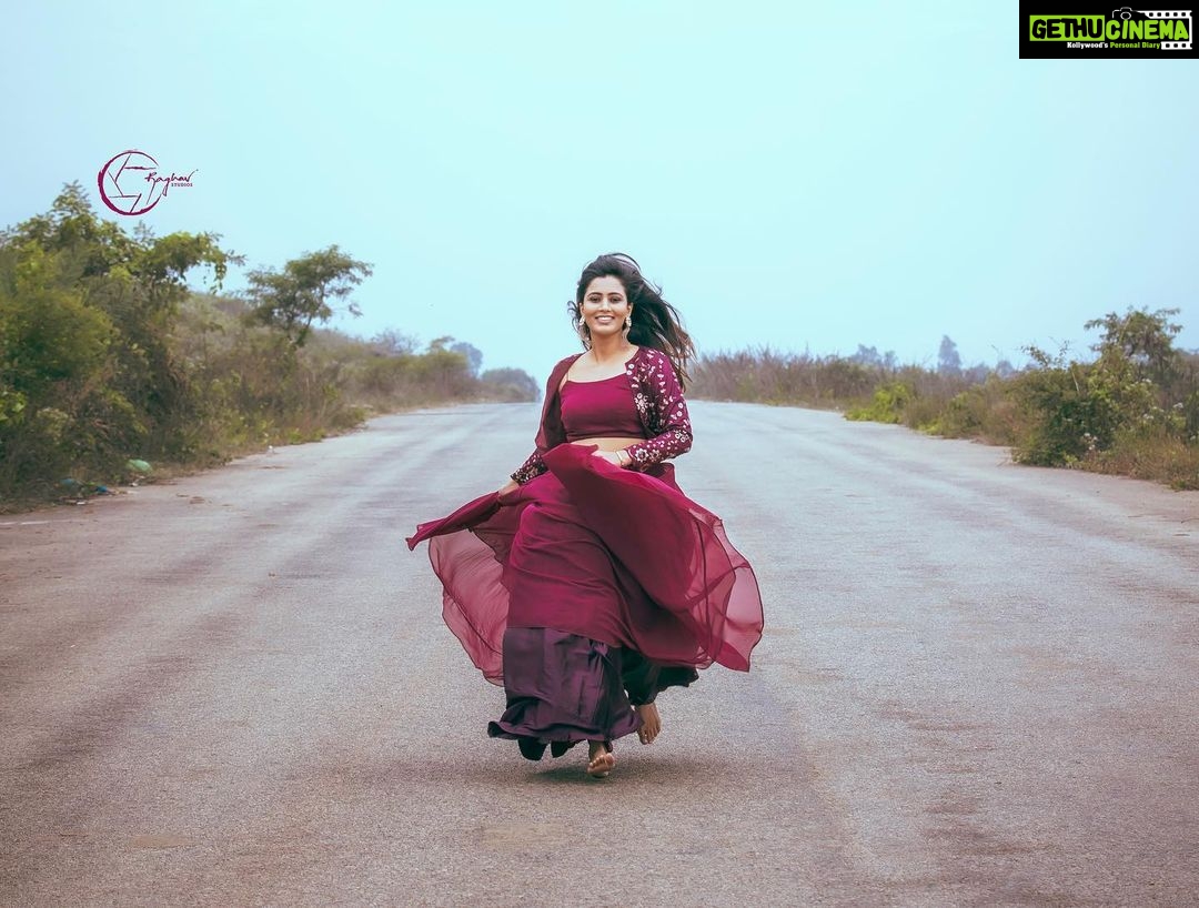 Neha Gowda Instagram - 🧚🏾♀️ . . @athira_couture_ @raghavstudios