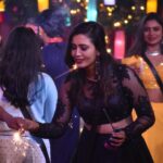 Neha Gowda Instagram - Watch her & Keep supporting her !! #TEAMNEHAGOWDA #NimmapreethiyaNeha @colorskannadaofficial @vootselect 👗: @anthariya_ #ಬಿಬಿಕೆ9, ದ ಬಿಗ್ಗೆಸ್ಟ್ ಸೀಸನ್ | ಪ್ರತಿ ರಾತ್ರಿ 9.30 #BBK9 #ಬಿಗ್‍ಬಾಸ್‍ಕನ್ನಡ9 #biggboss #biggbosskannada #BBK9 #colorskannada #neharamakrishna #nehagowda #nehagombe