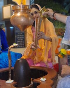 Neha Mehta Instagram - Happy Mahashivratri to everyone
OM NAMAH SHIVAY 

#festival #shivay #positivevibes #omnamahshivaya #feelingblessed #lordshiva
