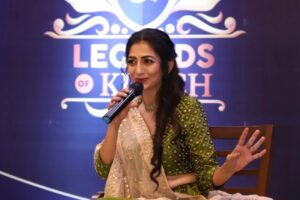 Neha Mehta Instagram - Hello friends its about 1oct 22 gandhidham kutch Gujarat. Event organized by DivyaBhaskar to respect the legends of kutch for there work and contribution for better society. 
Me Along with 'Nimu Ben Acharya' Malti Maheshvari & associated team. It was indeed  a pleasure to be part of there good work and celebration
#amitrathod #DivyaBhaskar
#nimuaacharya #maltimaheshvari #Dishavadgamafationstudio#kutch🇮🇳