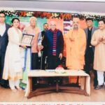 Neha Mehta Instagram – Memory’s maks life more beautiful 😇 
Thank U Dr.Sailesh Thaker, Advocate Gaurav Mehta, Eshan Parekh, Prachi SK Mehta.Team Mehta.neha.sk 
Hon. Shri A P Kohli Sir 🇮🇳 
Jury members & Gov Of India, for this honour. Happy to serve the society in every 
way I can. 🇮🇳 🙏 
Nothing is possible without parents blessings , Pranam Maa & Baba ❤ 💙 
Jay Hind, 
Jay Bharat. 🙏🇮🇳🕉