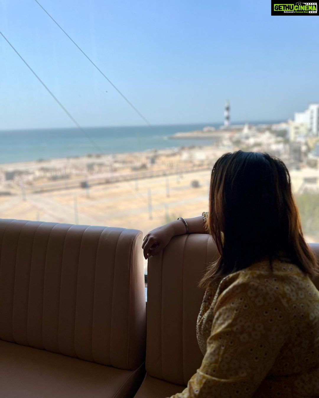 Nehalaxmi Iyer Instagram - The sea, once it casts its spell, holds one in its net of wonder forever. I’m in awe of this beautiful view of the blue Sea from @thegrandladhukara My suite had an amazing view of the Arabian Sea and the Dwarka beach. Dwarka - the Kingdom of Krishna