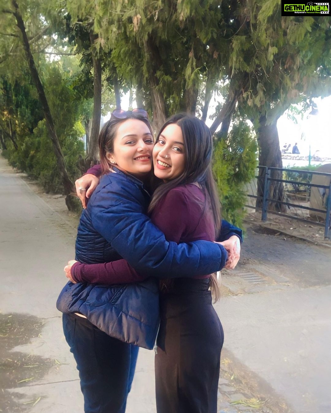 Nehalaxmi Iyer Instagram - Kol Hove Te Sekh Lagda Ae Door Jaave Te Dil Jalda Ae π€β¨ You are happiness, you are beauty, you are the sweetest thing in the world. love you endlessly and will by your side all my life! Happy Birthday meri pyaaru behena π Chandigarh - The City Beautiful
