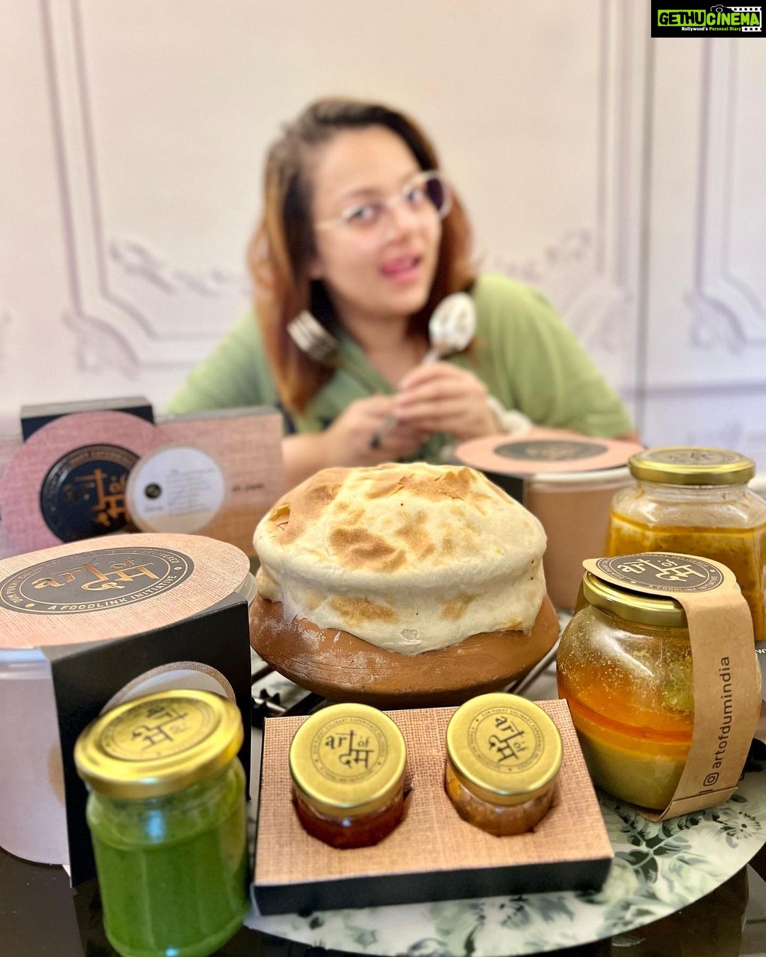 Nehalaxmi Iyer Instagram - Millions of Emotions in a Single Word - BIRYANI ππ₯π² Keep calm and add the Dum to your Biryani with @artofdumindia Iβve ordered my Biryani from Art of Dum Malad but the is great news is that they are now open in Powai too π . . . . . . . . . . . . #biryani #biryanilove #vegbiryani #biryanirecipe #dumbiryani #artofbiryani #mumbai #malad #powai #biryanilovers #foodiesofindia #foodiesofinstagram #foodies #indiancuisine #mumbaifoodie #mumbaifoodies #foodgram #instafood #instagood #explore #ishqbaaz #ishqbaazforever India