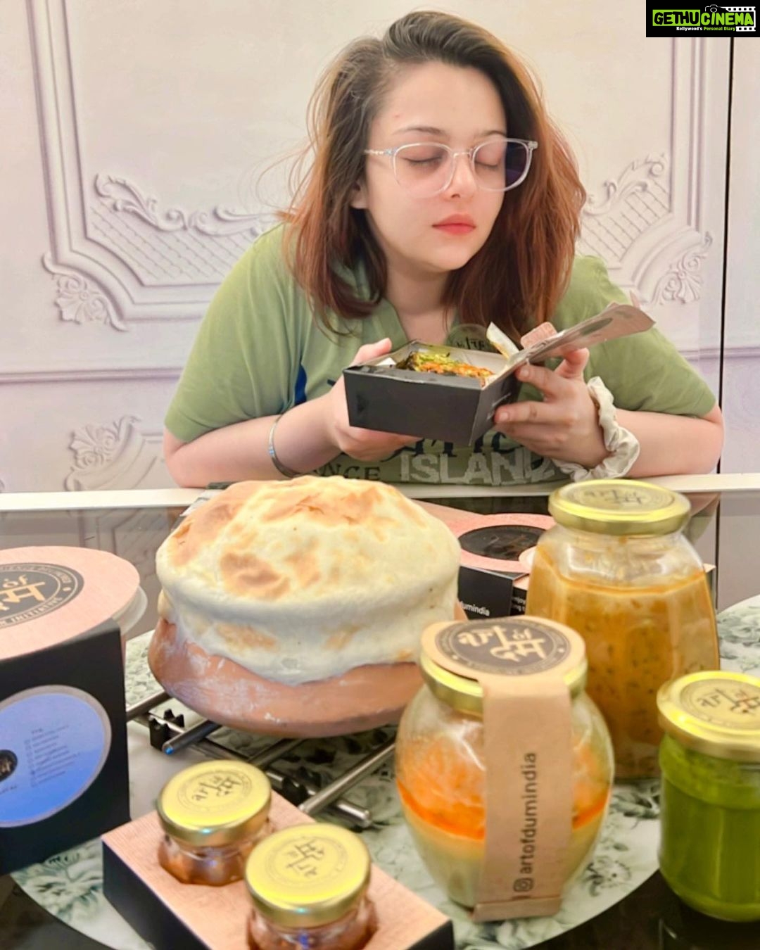 Nehalaxmi Iyer Instagram - Millions of Emotions in a Single Word - BIRYANI ππ₯π² Keep calm and add the Dum to your Biryani with @artofdumindia Iβve ordered my Biryani from Art of Dum Malad but the is great news is that they are now open in Powai too π . . . . . . . . . . . . #biryani #biryanilove #vegbiryani #biryanirecipe #dumbiryani #artofbiryani #mumbai #malad #powai #biryanilovers #foodiesofindia #foodiesofinstagram #foodies #indiancuisine #mumbaifoodie #mumbaifoodies #foodgram #instafood #instagood #explore #ishqbaaz #ishqbaazforever India
