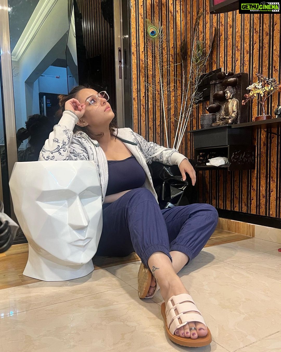 Nehalaxmi Iyer Instagram - Sometimes an Angel, Sometimes a Hell Raiser, Always a STRONG WOMAN 🔥 👡 - @ipanema_indiaofficial . . . . . . . . . . . . . . . . #riseandgrind #riseandshine #strongwomen #higherself #healingvibrations #selflovequotes #selfcarethreads #eyes #girlsofinstgram #india #ishqbaaz #instadailyphoto #instadaily #mumbai #journaling #mentalhealthquotes #explore #selfhelpquotes #ootd #strongwomen #selflove #selfdoubt #innergoddess #swag #swagger #winterfashion Mumbai, Maharashtra