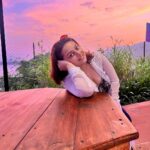 Nehalaxmi Iyer Instagram - When your world moves too fast and you lose yourself in the chaos, introduce yourself to each colour of the sunset. And I’m as you all know forever Chasing sunsets and it’s beautiful colors! 🌤️ . . . . . . . . . . . . . . . . . . . . #sunsetquotes #skyispink #sunset #sunsetlover #sunsetphotography #gujarat #narmadariver #narmada #sunsetlovers #pinksky #pinksunset #pinksunsets #sunsetchaser #sunsetchallenge #sunsetchaser #sunsetmadness #sunsetsky #travelgram #travelcontentcreator #travelcontest #traveller #travelblogger #travelindia #india #statueofunity #sardarsarovardam Narmada River Bank