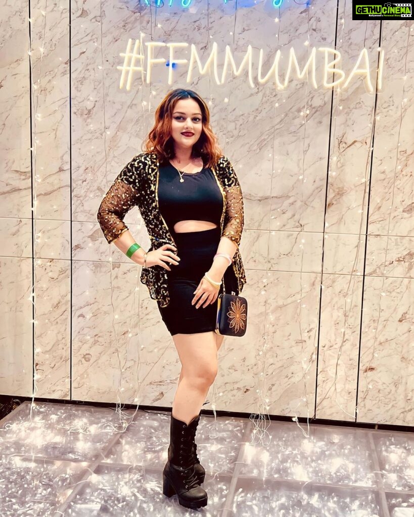 Nehalaxmi Iyer Instagram - Glitter is a part of my rebrand in 2023. So I dressed the part, Glittered & glammed my way in to 2023 with my favourites 🤍✨ at @fairfieldbymarriottmumbai Celebrate endings—for they precede new beginnings. ✨The magic in new beginnings is truly the most powerful of them all. Fairfield by Marriott, Mumbai International Airport