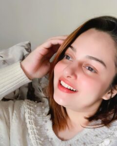 Nehalaxmi Iyer Instagram - • M O O D - Better days are coming! (Link in Bio) New Vlog dekha kyA? Go check out all the 4 episodes of my current roadtrip series! 🤍 Mumbai, Maharashtra