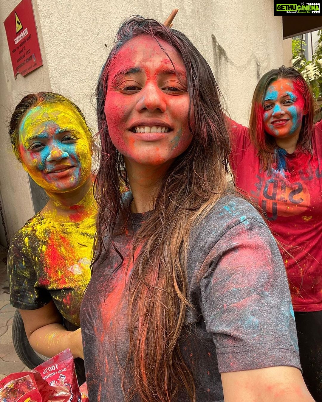 Nehalaxmi Iyer Instagram - H•O•L•I ‘23 🌈 - REAL HOLi - Aamchi Mumbai