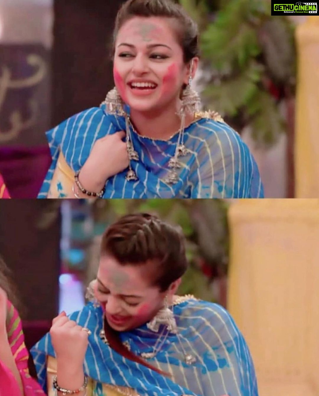Nehalaxmi Iyer Instagram - Happy Holi! ππ¨ REEL HOLI π . . . . . . #ishqbaaz #happyholi #holi2023 #holibash #rangbarse #domeafavourletsplayholi #holisong #holisongs #holiparty #organicholi #organiccolor #herbal #indianfestivals #explore #instadaily #instafestival Mumbai, Maharashtra