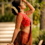 Nimeshika Radhakrishnan Instagram - ❤️💛🧡beauty of tones💛 @makeup_by_kez @camerasenthil @nirali_design_house