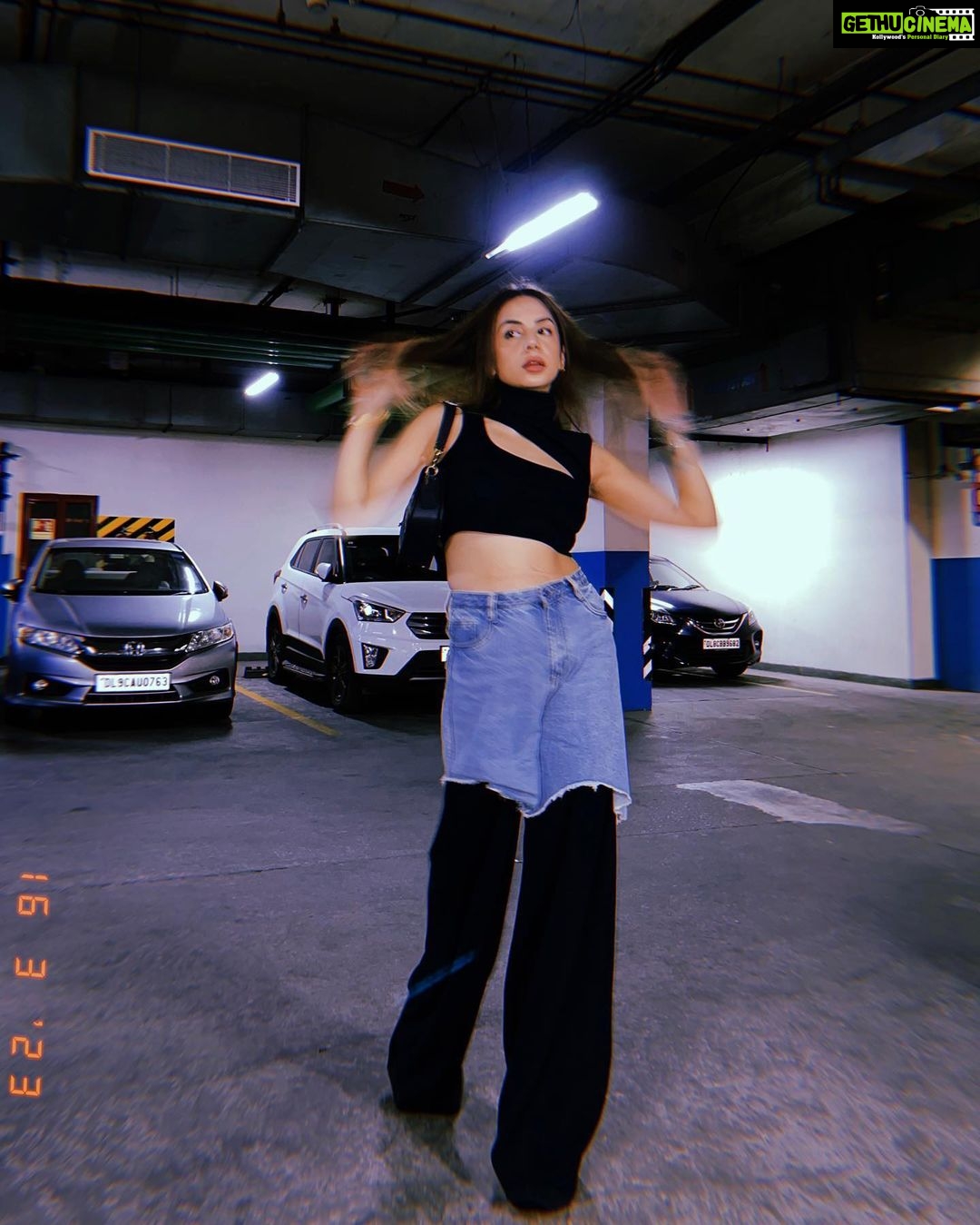 Nitibha Kaul Instagram - Took my @politesociety_official to the parking lot last night Delhi, India