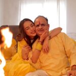 Nitibha Kaul Instagram - Engulfed in love ✨ . . . . #GrahPravesh #GrahPraveshPooja #Puja #PoojaVlog #BasantPanchami #YellowSuit #HouseOwner #LifeGoals #NKNeverStops #NKSays #NKaulsHome #HomeOwner Delhi, India