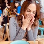 Nitibha Kaul Instagram - The ONLY thing I was craving for after Fashion Week was dining out to my hearts content 🤍 Its never been easier to explore new restaurants- with Swiggy Dineout you can do that, pay your physical bills via the app and avail up to flat 40% off and up to 15% extra via @hdfcbank Infinia credit cards because #DineoutIsNowOnSwiggy